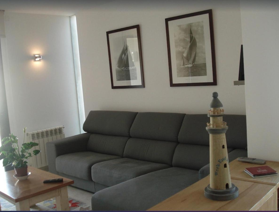 Apartamento Llenaire โปเญนซา ภายนอก รูปภาพ