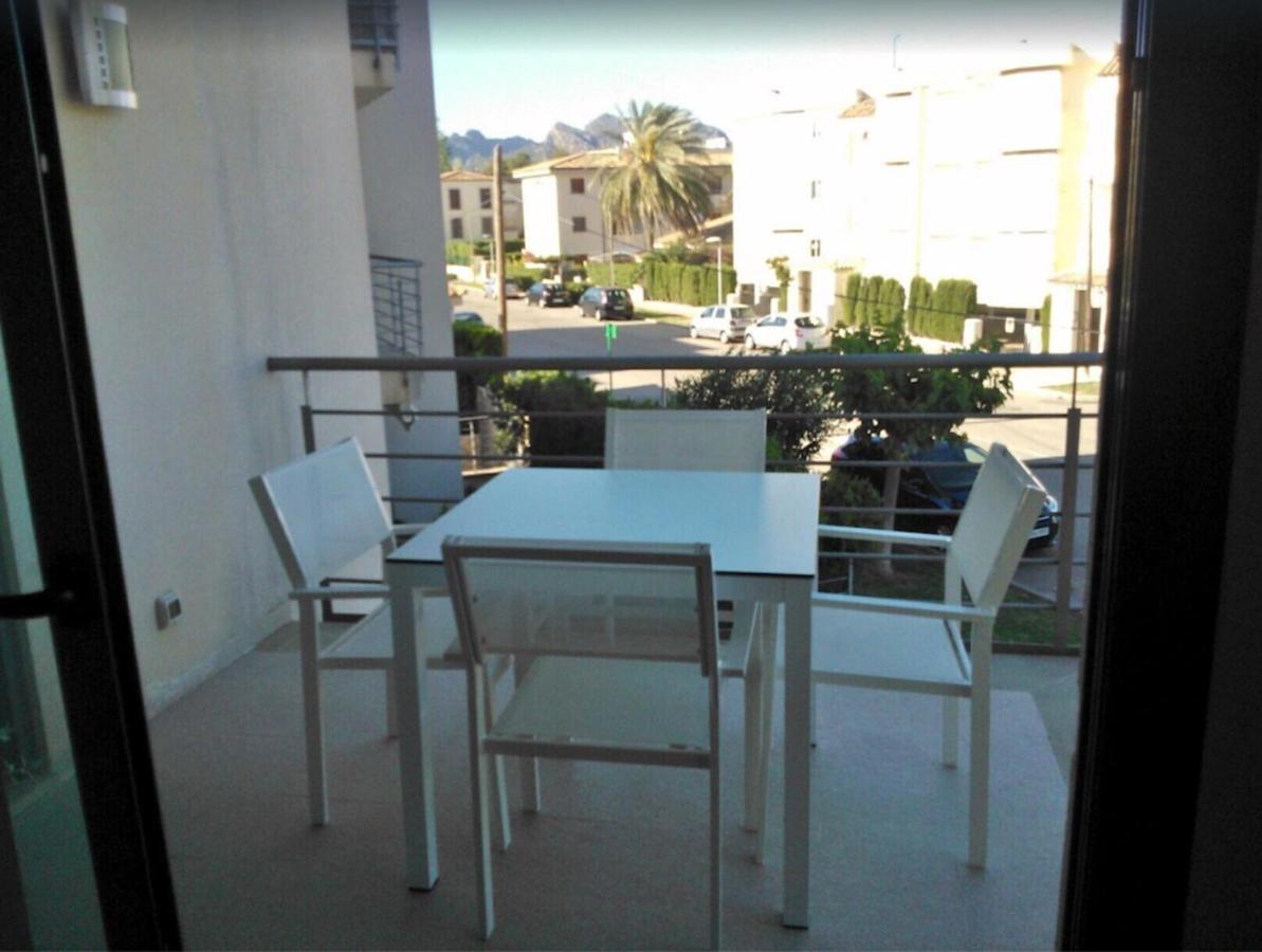 Apartamento Llenaire โปเญนซา ภายนอก รูปภาพ